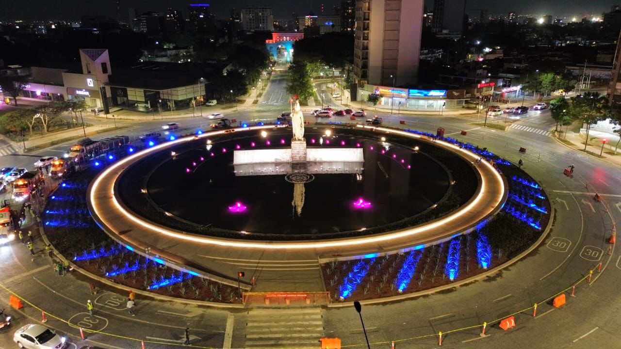 Fuente y basamento de La Minerva, Guadalajara, Jalisco