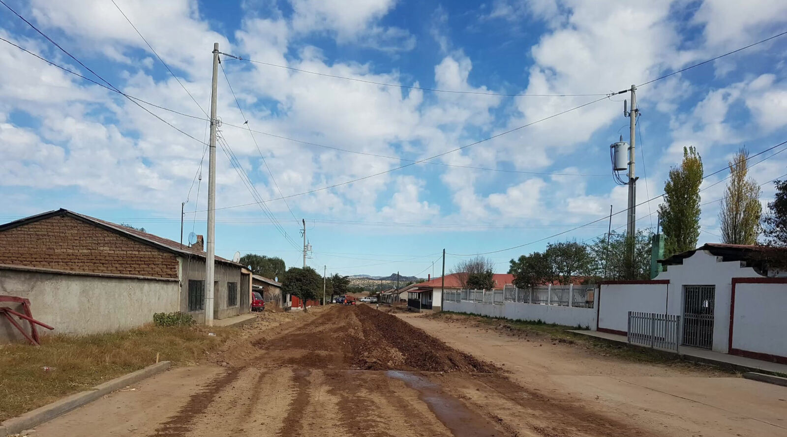Pavimentación con concreto hidráulico, Yécora y San Pedro de la Cueva, Sonora